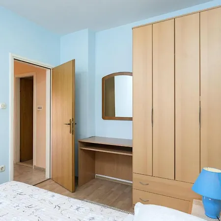 Zlata * Stari Grad (Hvar)